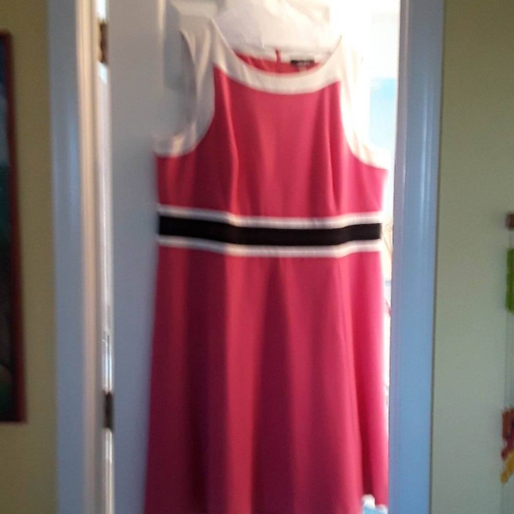 Nine west size 20 smart dress